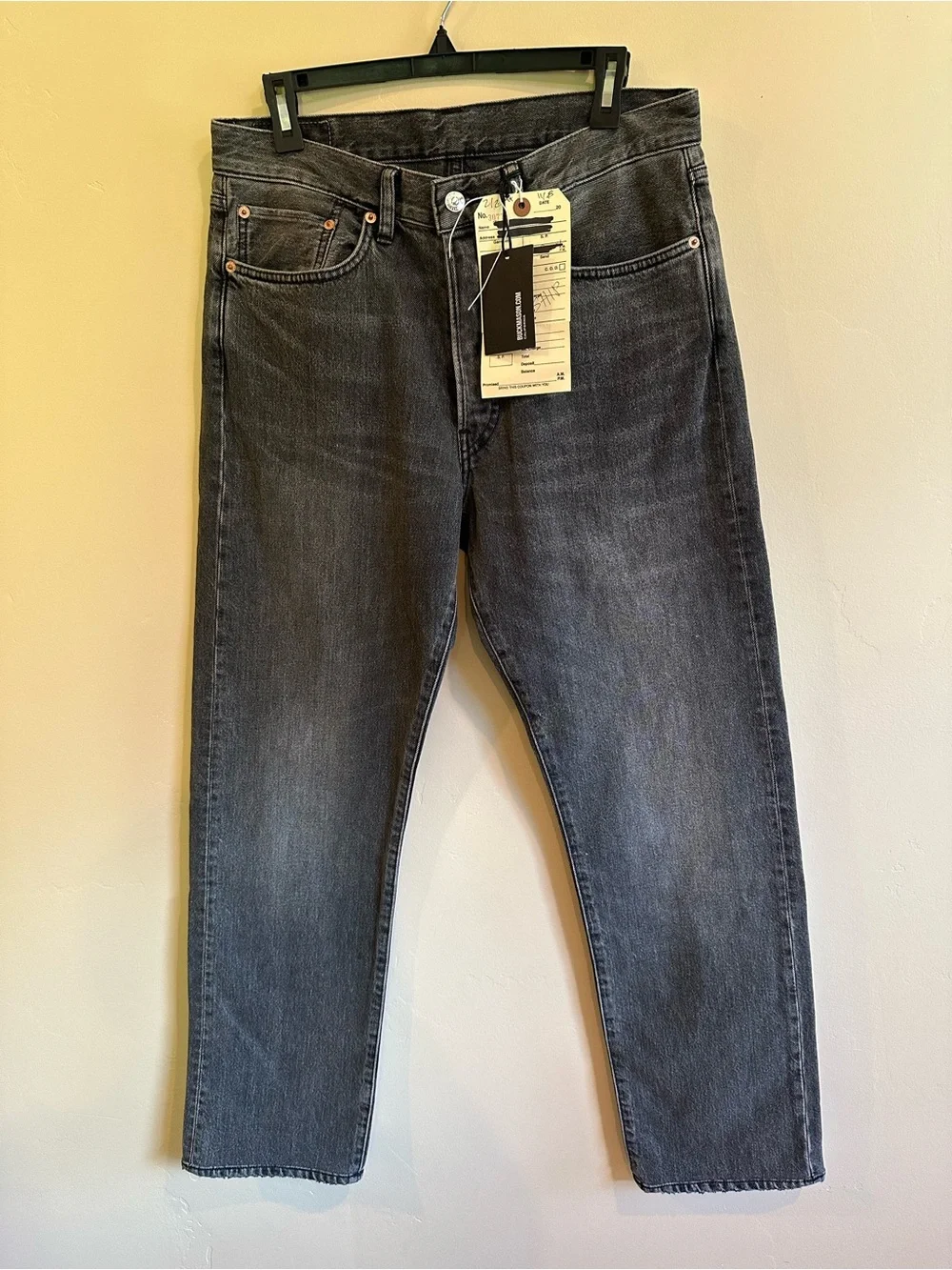 Buck Mason Men's Straight Ford Standard Jeans in Dark Gray Wash Size 31